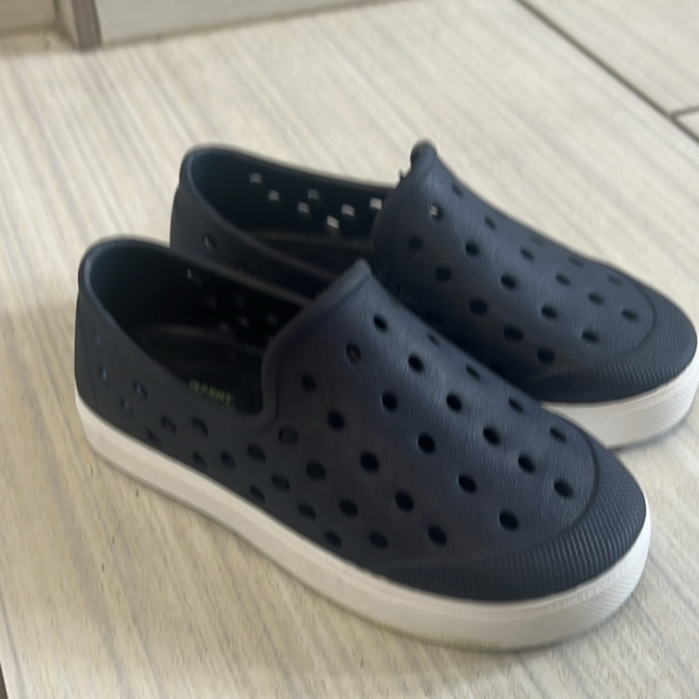 Summer shoes
